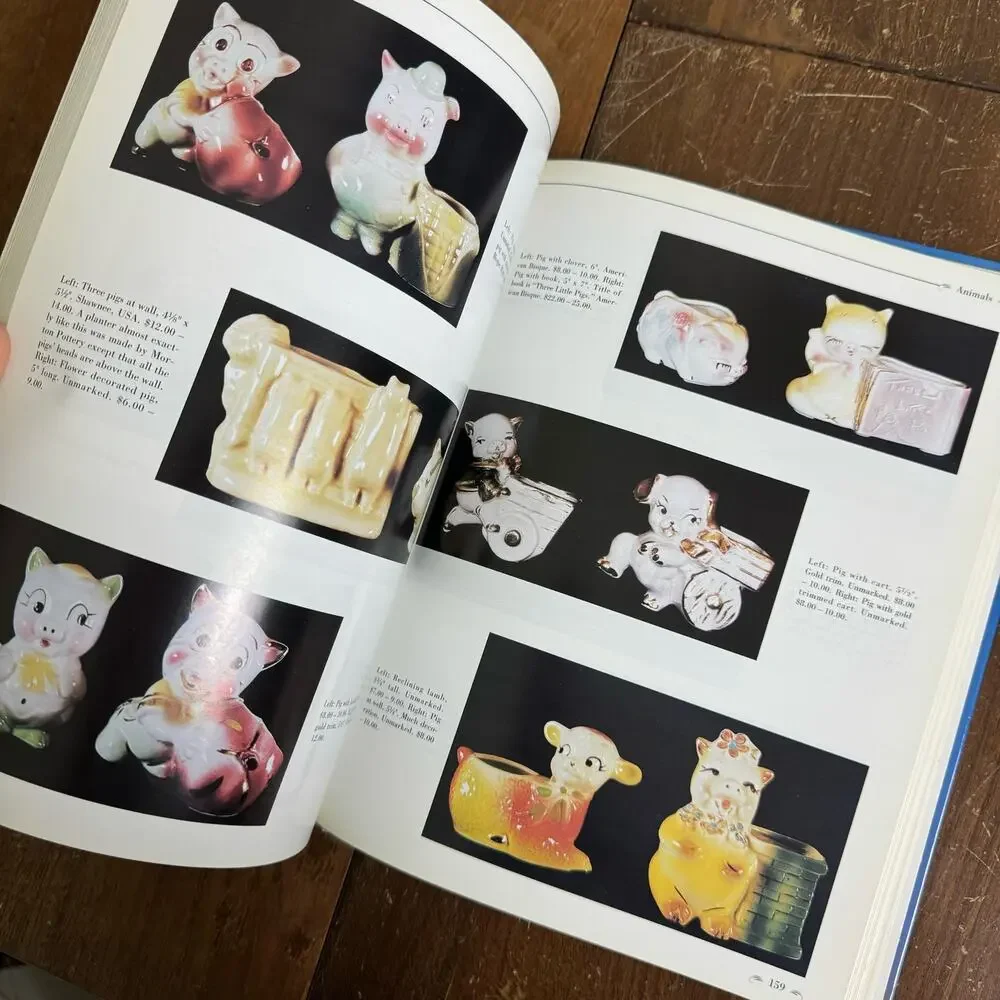 Collector's Encyclopedia of Figural Planters and Vases‎ Betty Bill Newbound 1997